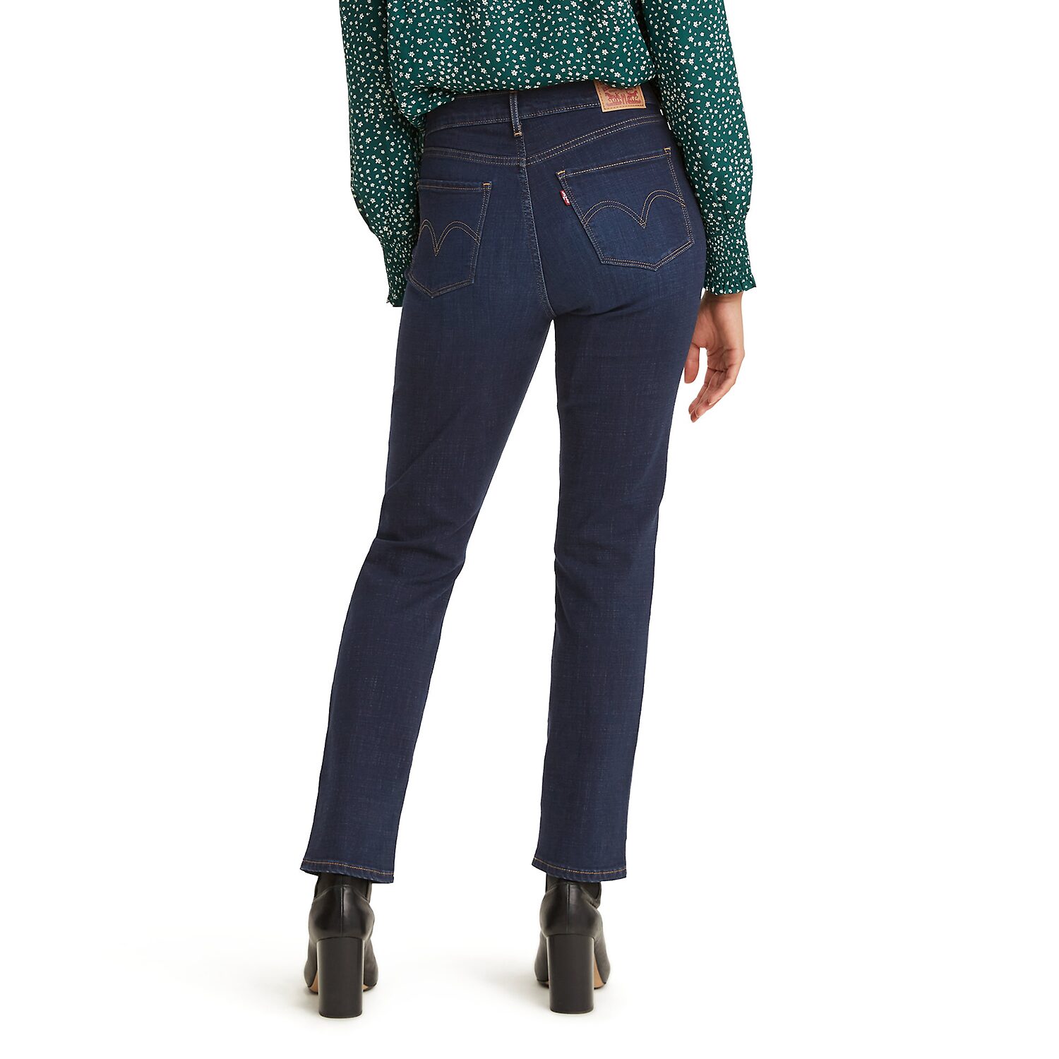 Levi's® Womens Mid Rise Classic Straight Jean