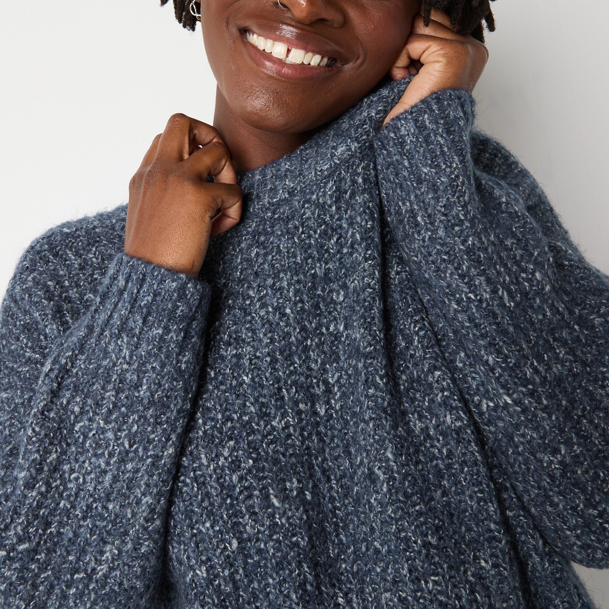 a.n.a Womens Crew Neck Long Sleeve Pullover Sweater