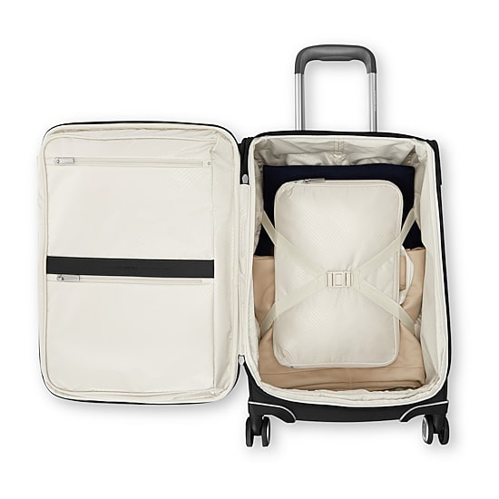 Samsonite Silhouette 18 20 Inch Softside Expandable Carry-On Spinner Luggage