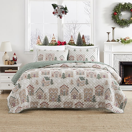 Avanti Gingerbread Reversible Quilt Set