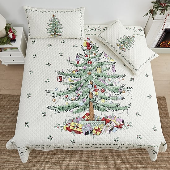 Spode Christmas Tree Reversible Quilt Set
