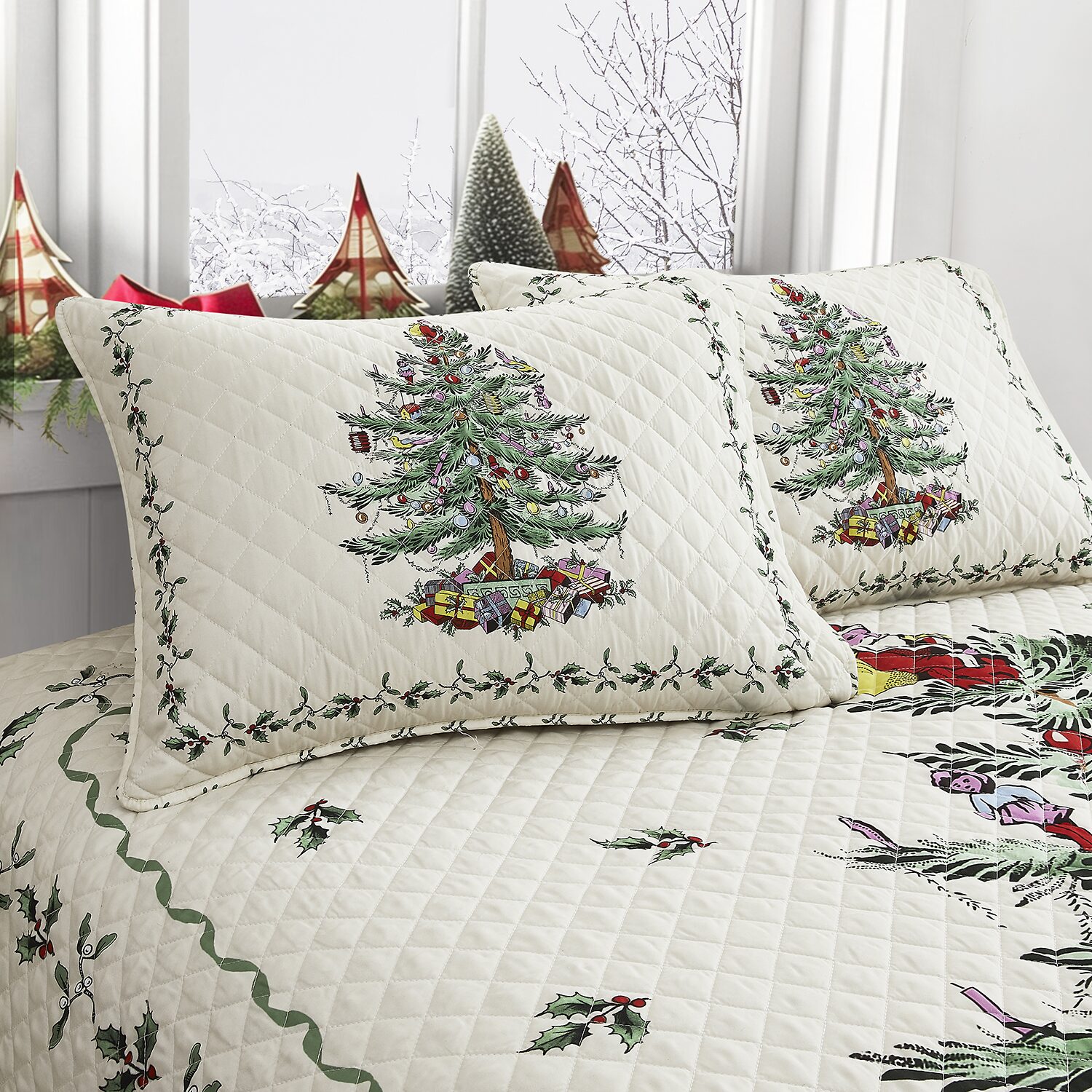 Spode Christmas Tree Reversible Quilt Set