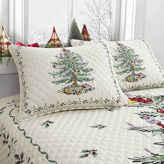Spode Christmas Tree Reversible Quilt Set