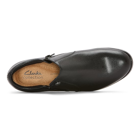 Clarks Emily Reyna Womens Round Closed Toe Slip-On Shoe