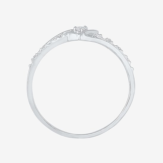 Womens Diamond Accent Natural Diamond 10K Gold Heart Delicate Cocktail Ring