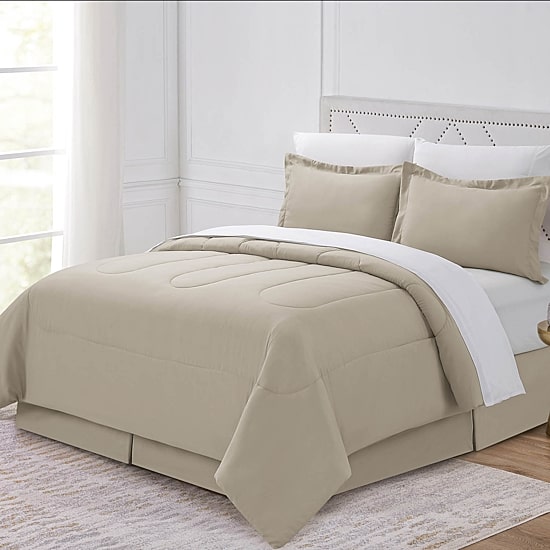 Swift Home Home Essentials Midweight Down Alternative Comforter Set