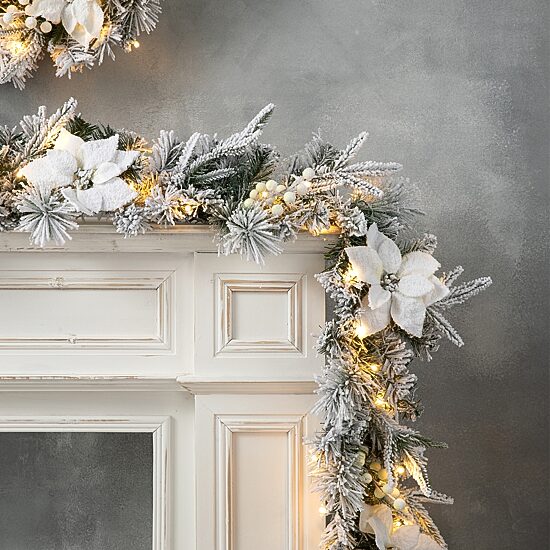 Glitzhome 9ft Pre-Lit Flocked Pine Christmas Indoor Garland
