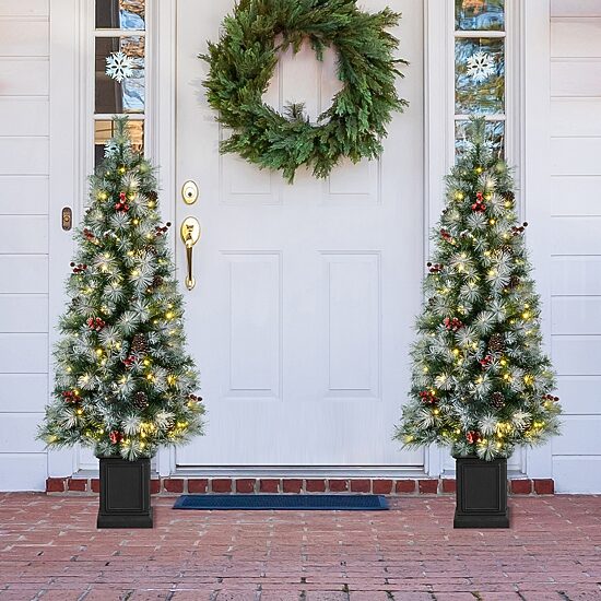 Glitzhome 5 Ft 2pc Pre-Lit Porch Pine Christmas Tree