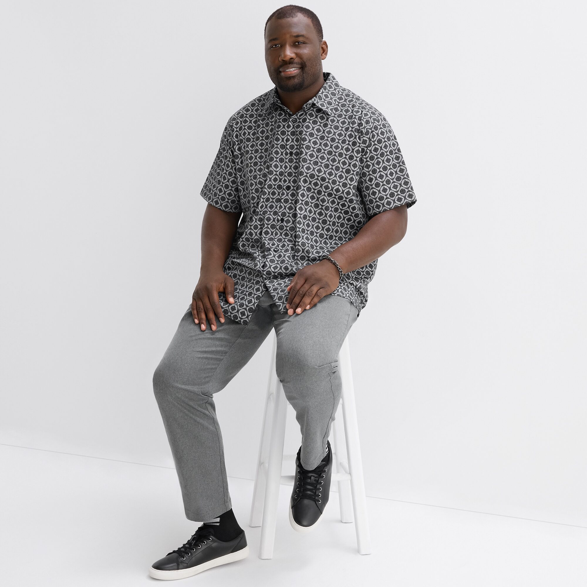 Shaquille O'Neal XLG™ Mens Short Sleeve Regular Fit Big and Tall Button-Down Shirt
