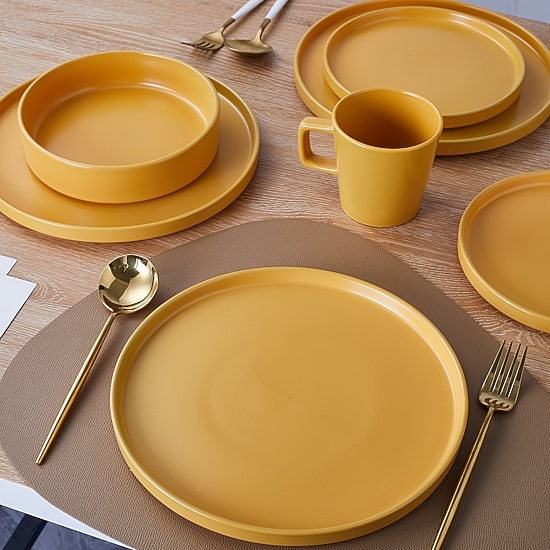 Stone + Lain Cleo 16 Piece Dinnerware Set