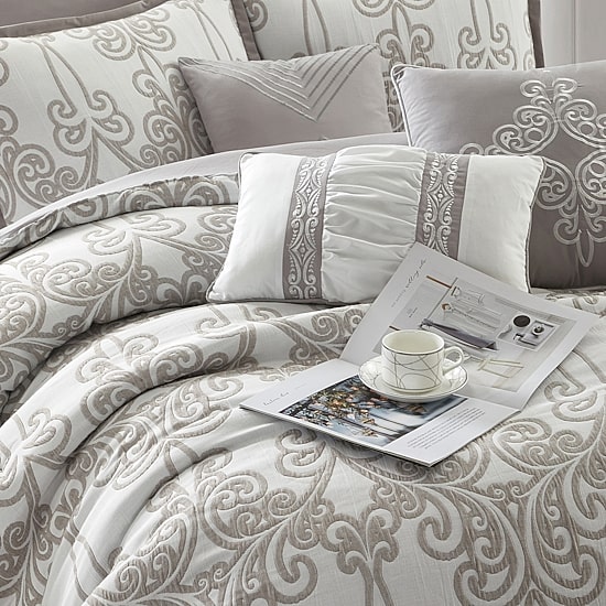 Stratford Park Alethea 9-pc. Lightweight Comforter Set