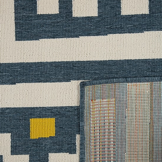 LR Home Graphic Print 24"X36" Indoor Outdoor Rectangular Accent Rug