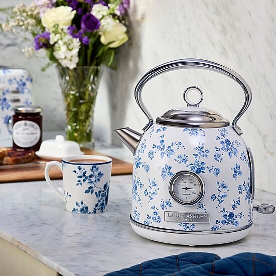 Laura Ashley 1.7 Liter Dome Kettle