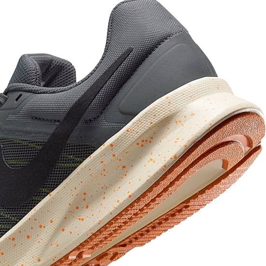 Nike Run Swift Mens Running Shoes