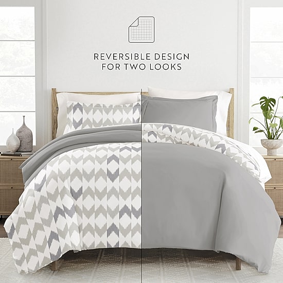 Casual Comfort Chevron Sleep Pattern Oversized Reversible Duvet Cover Set