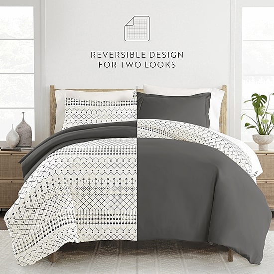 Casual Comfort Etched Gate Pattern Oversized Reversible Duvet Cover Set