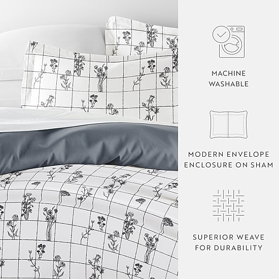 Casual Comfort Flower Field Pattern Oversized Reversible Duvet Cover Set