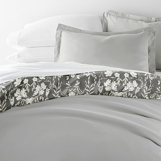 Casual Comfort Secret Garden Pattern Oversized Reversible Duvet Cover Set