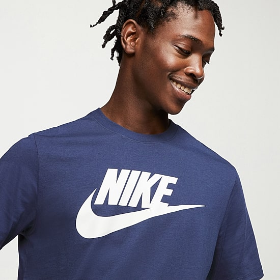 Nike Mens Crew Neck Short Sleeve Regular Fit Graphic T-Shirt