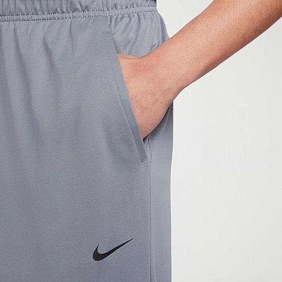 Nike Totality Mens Quick Dry Straight Mid Rise Regular Fit Track Pant