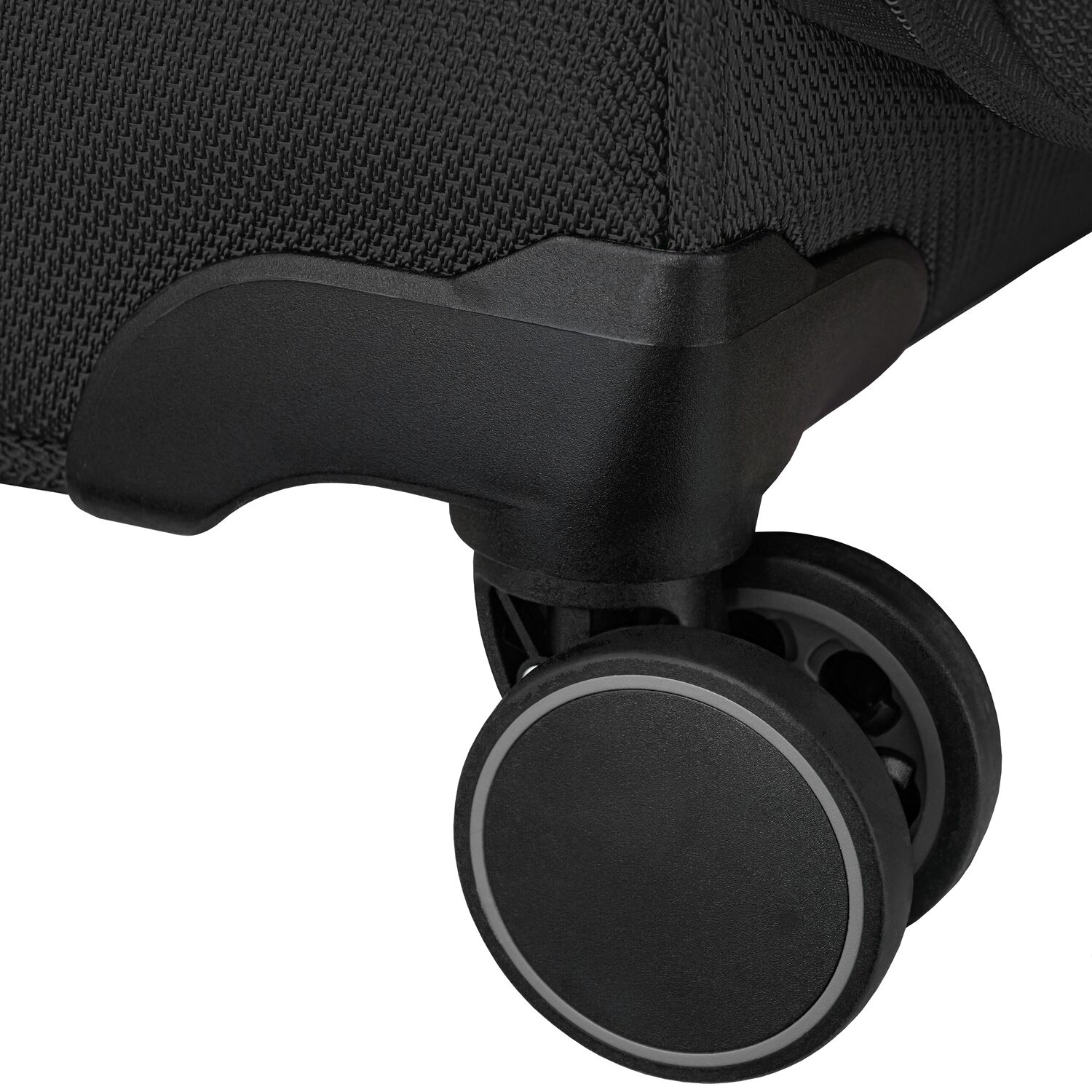 Total Travelware Everest 20 Inch Softside Carry-On Spinner Luggage