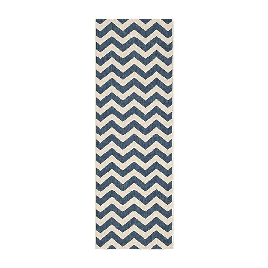 Safavieh Courtyard Collection Cennetig Chevron Indoor/Outdoor Runner Rug