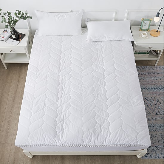 Waverly Cotton Quilted Dual Chamber 1.5 In Feather Topper