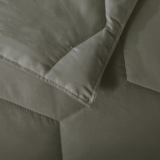 St. James Home Honeycomb Stitch Down Alternative Blanket