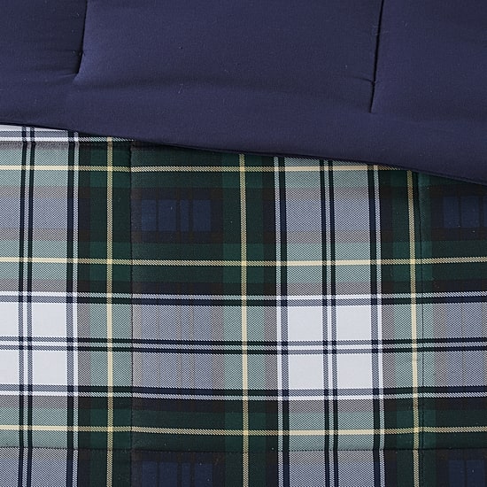 Madison Park Essentials Hartford 3M Scotchgard Down-Alternative Comforter Set