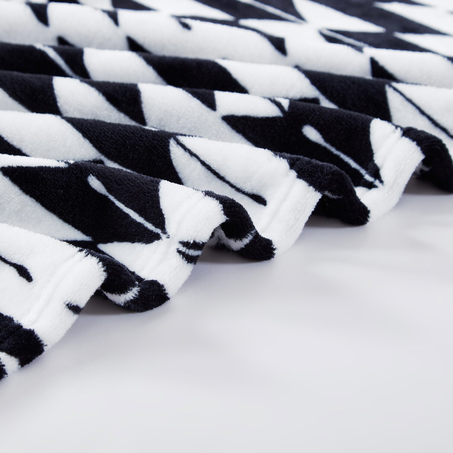 Wrangler Navajo Washable Lightweight Throw