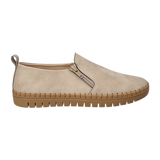 Easy Street Astoria Womens Round Closed Toe Slip-On Shoe