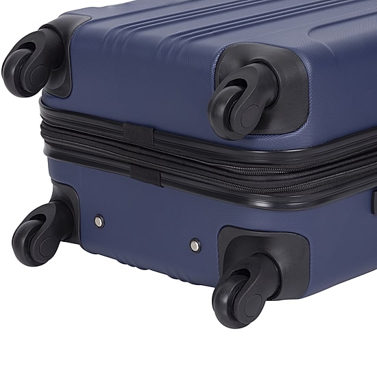 Travelers Club Chicago 20 Inch Hardside Expandable Lightweight Carry-On Spinner Luggage