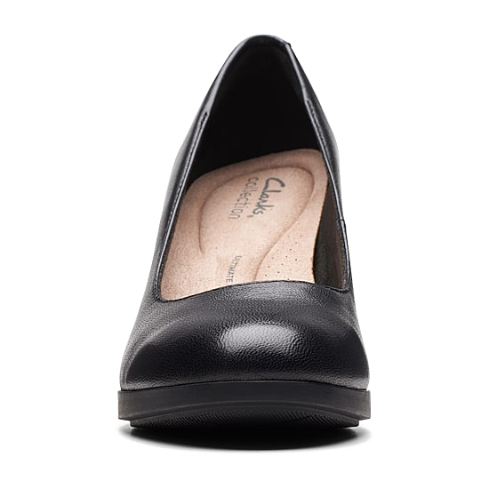 Clarks Bayla Skip Womens Round Closed Toe Block Heel Pumps