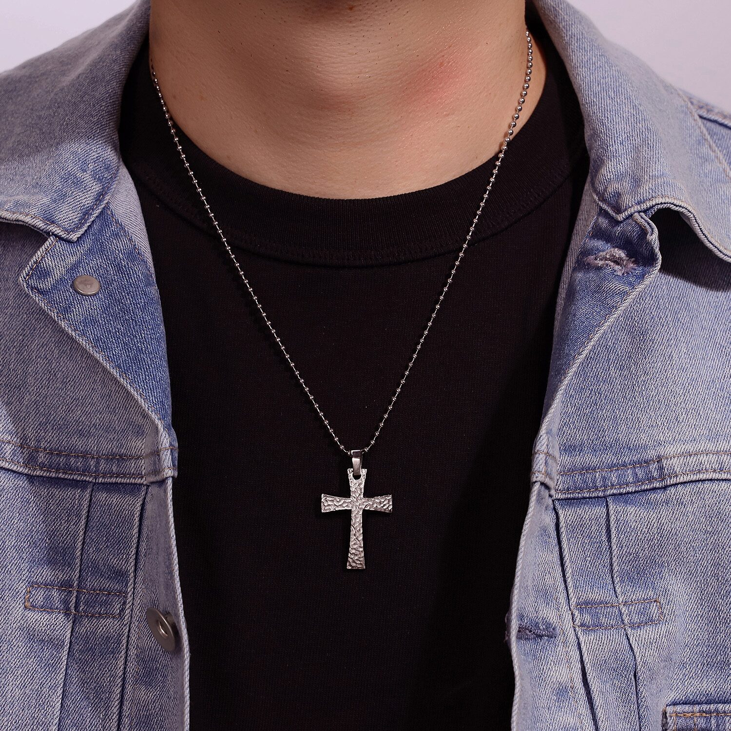 Mens Hammered Stainless Steel Cross Pendant Necklace