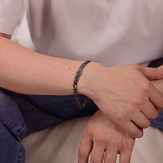 Mens Stainless Steel 8 1/2 Inch Solid Curb Skull Chain Bracelet