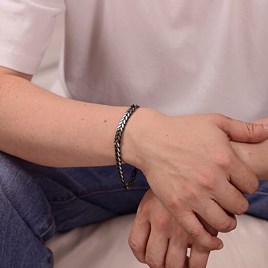 Mens Stainless Steel 8 1/2 Inch Solid Curb Id Bracelet