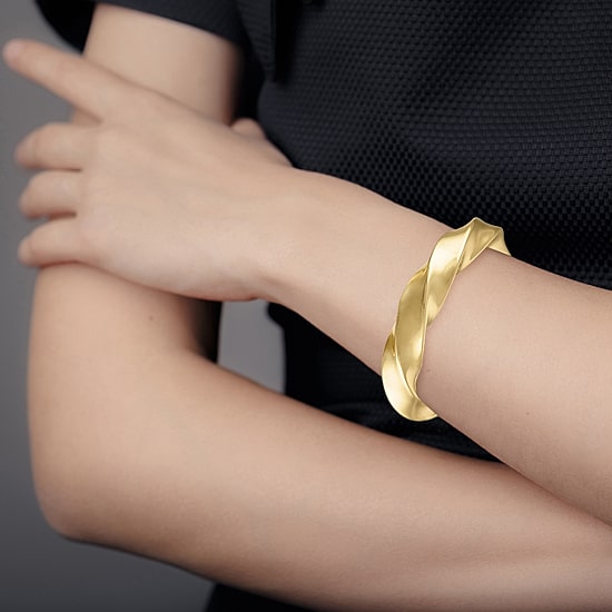 Womens 14K Gold Over Silver Bangle Bracelet