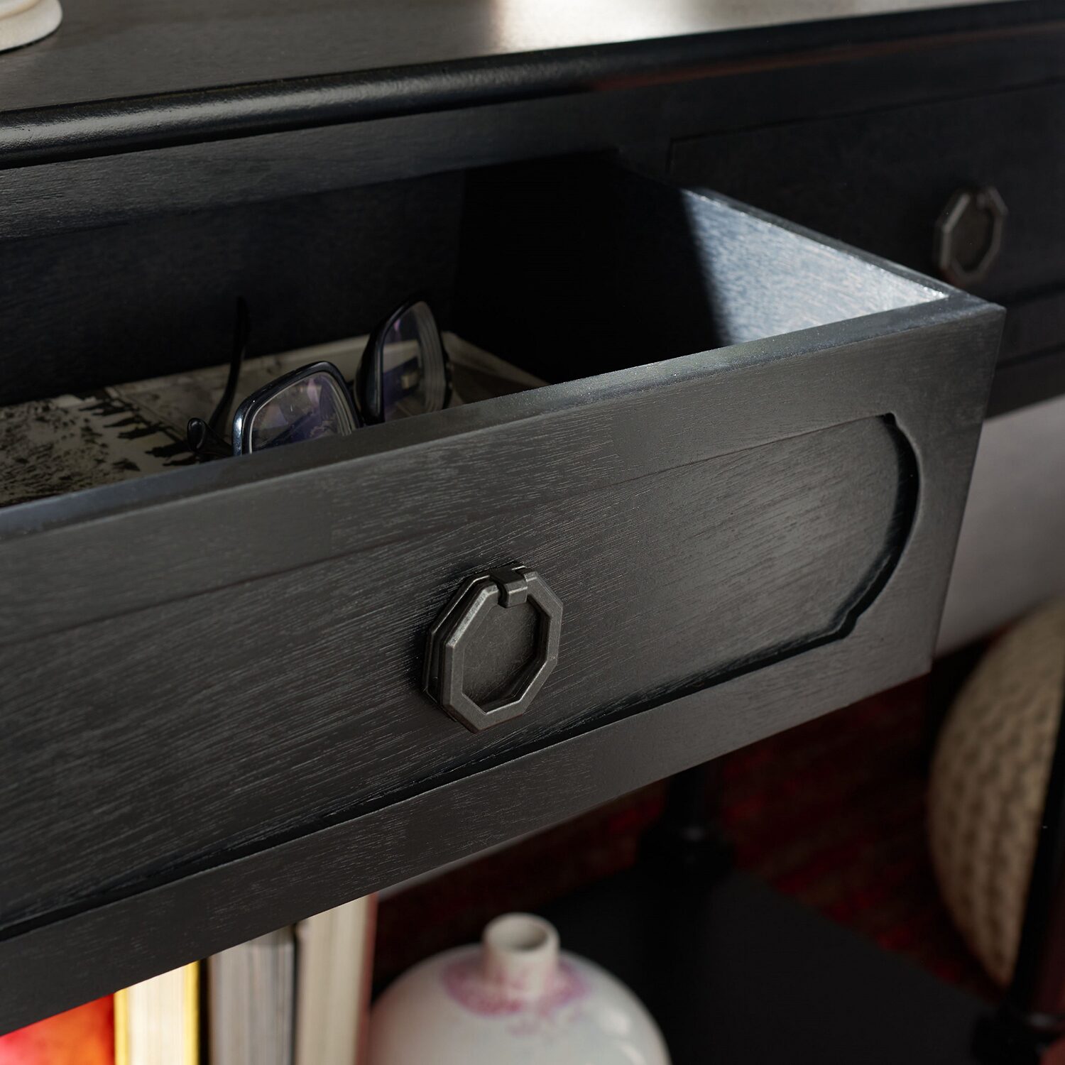 Safavieh Allura 2-Drawer Console Table