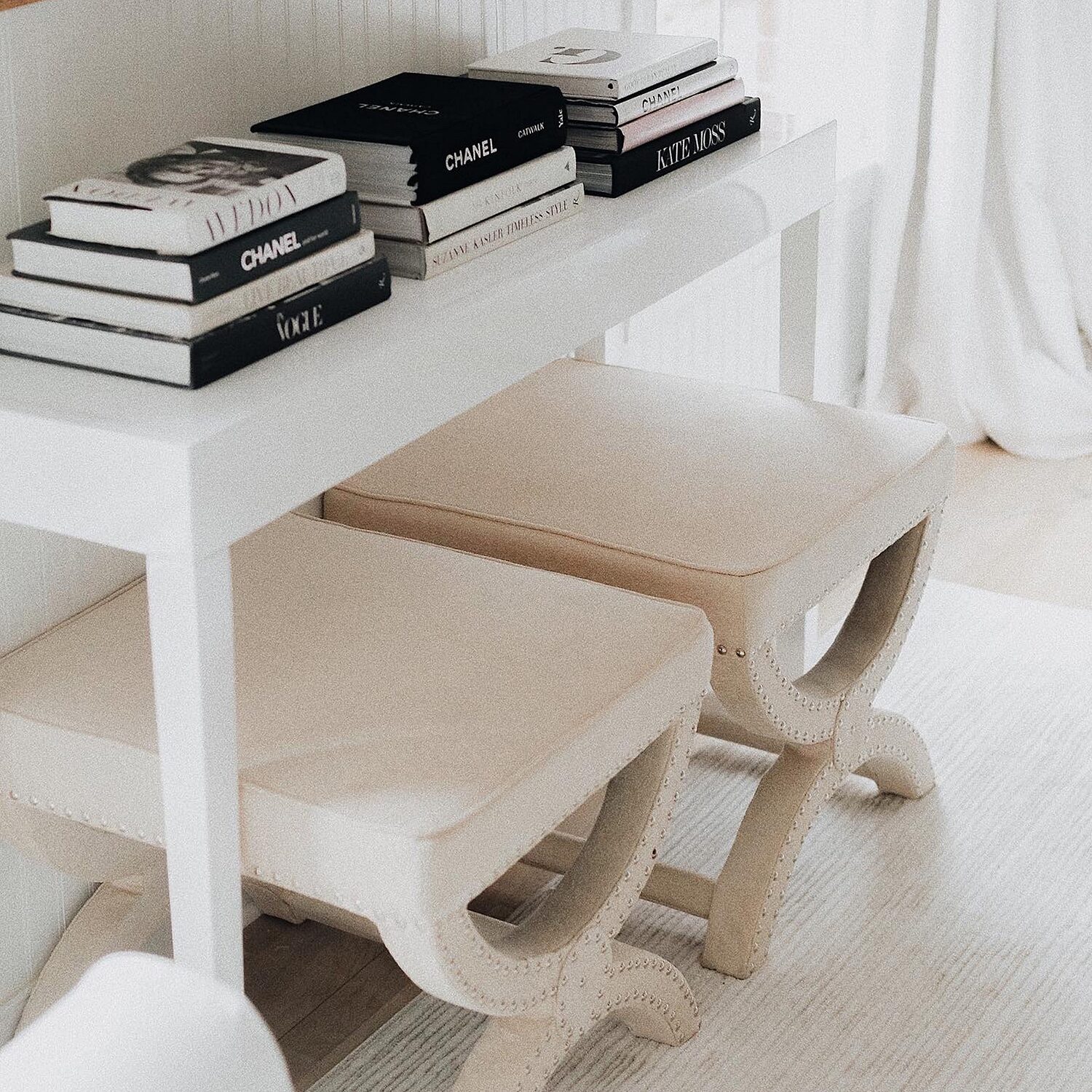 Safavieh Kayson Console Table