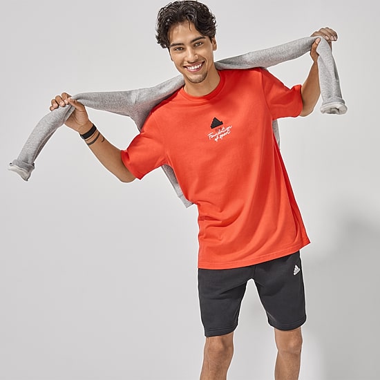 adidas Mens Crew Neck Short Sleeve Regular Fit Graphic T-Shirt