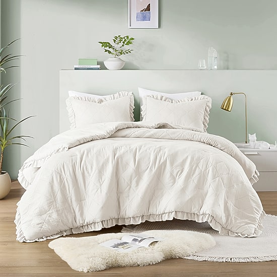 510 Design Phoebe Diamond Quilted Ruffle Edge Midweight Comforter Set