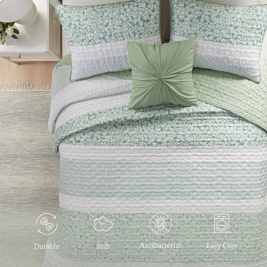 Madison Park Evian Seersucker 4-pc. Hypoallergenic Quilt Set