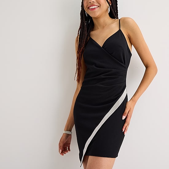 by&by Womens Juniors V Neck Short Sleeve Bodycon Dress