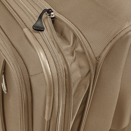 Skyway Chesapeake 4.0 28 Inch Softside Expandable Lightweight Checked Spinner Luggage
