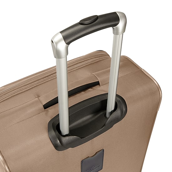Skyway Chesapeake 4.0 28 Inch Softside Expandable Lightweight Checked Spinner Luggage
