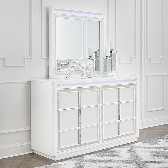 Signature Design by Ashley Chalanna 6-Drawer Dresser with Mirror