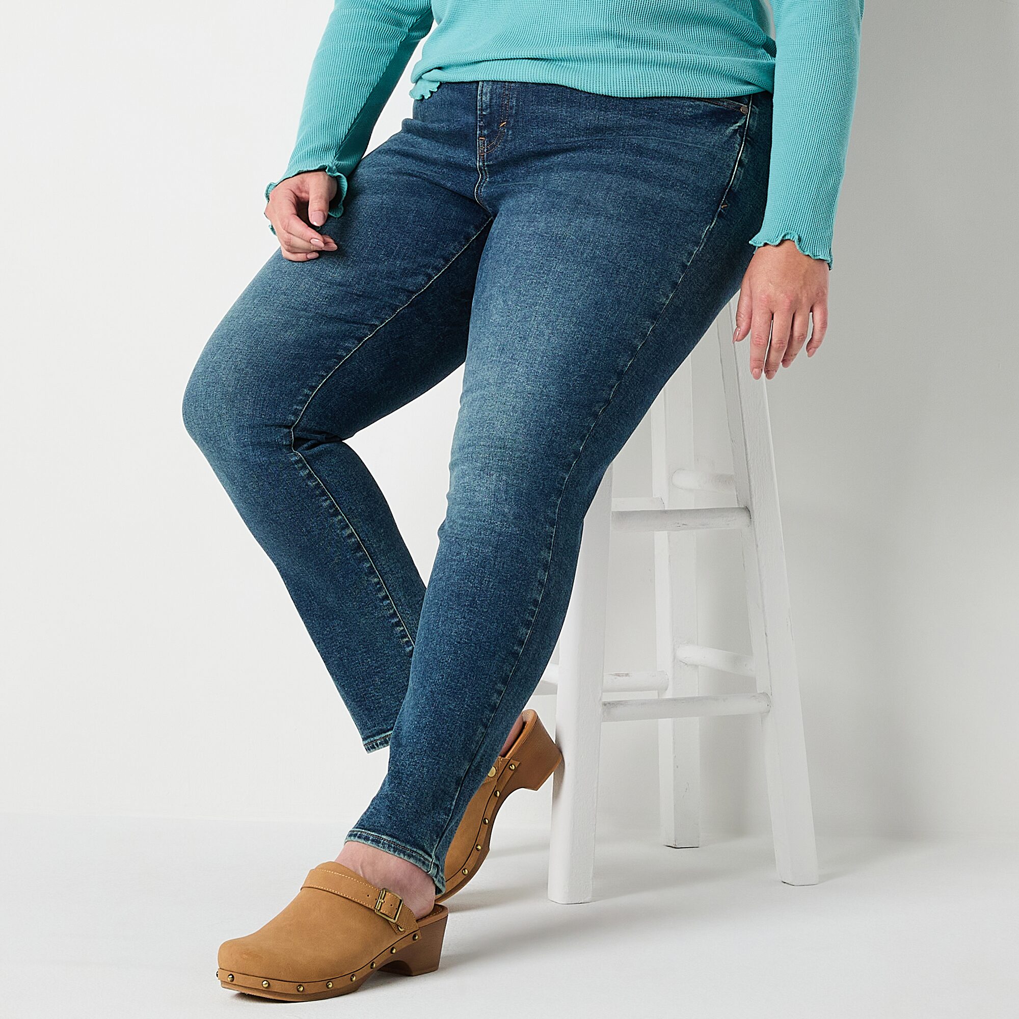 a.n.a Womens Plus High Rise Straight Leg Jean