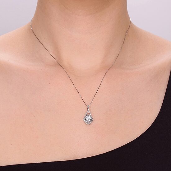 Womens 1/6 CT. T.W. Genuine Blue Sapphire 10K Gold Pear 18 Inch Pendant Necklace