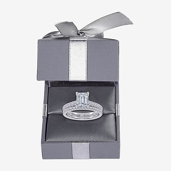 (H-I / Si2-I1) Womens 1 1/2 CT. T.W. Lab Grown White Diamond 10K Gold Side Stone Bridal Set