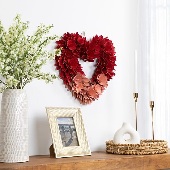 Northlight 14" Wooden Rose Artificial Wreath